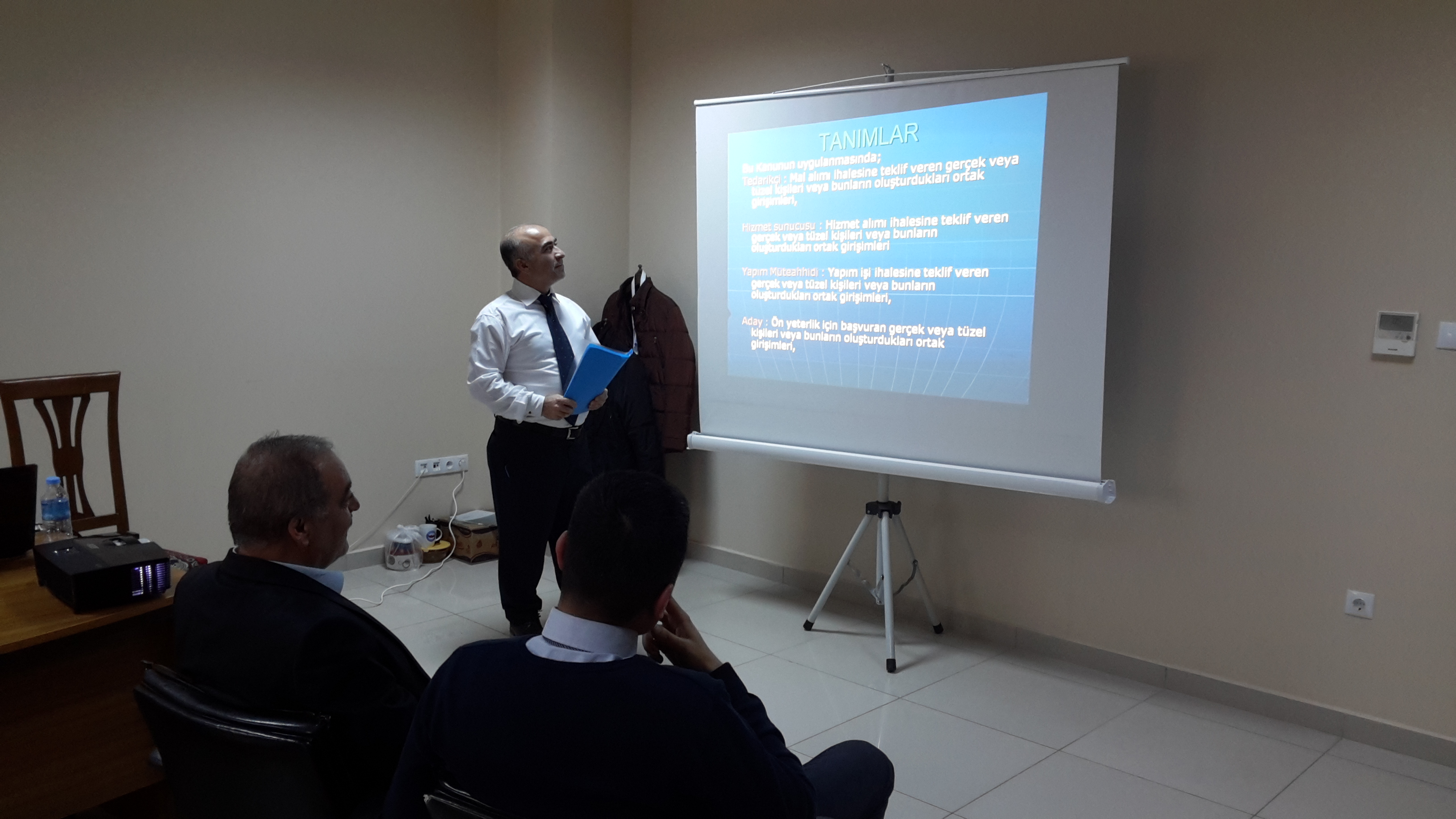 Üniversitemiz Sağlık Kültür ve Spor Dairesi Başkanlığı Hizmet İçi Eğitim Faaliyetlerine Devam Ediyor