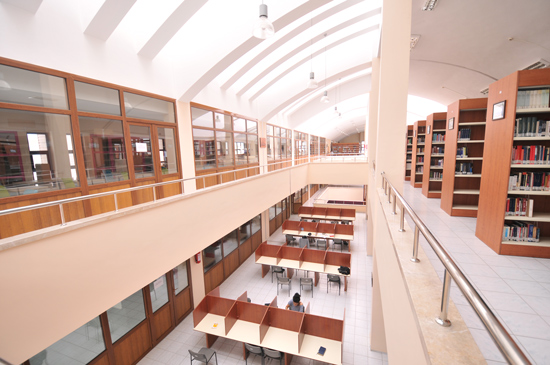 Veteriner Fakültemizin Yeni Binasındaki Konferans Salonuna Prof. Dr. Mehmet Gürkan'ın Adı Verildi