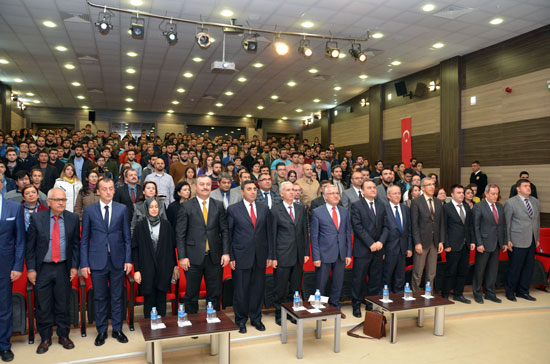 Çok Yönlü Kişiliği İle Dava Adamı Mehmet Akif Ersoy