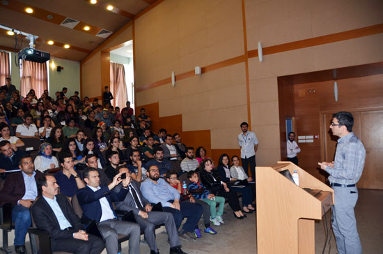 Mühendislikte Robotik Konulu Bir Seminer Düzenlendi