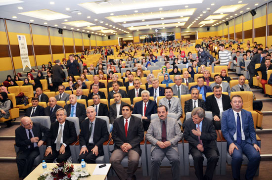 “Necip Fazıl ve Büyük Doğu”