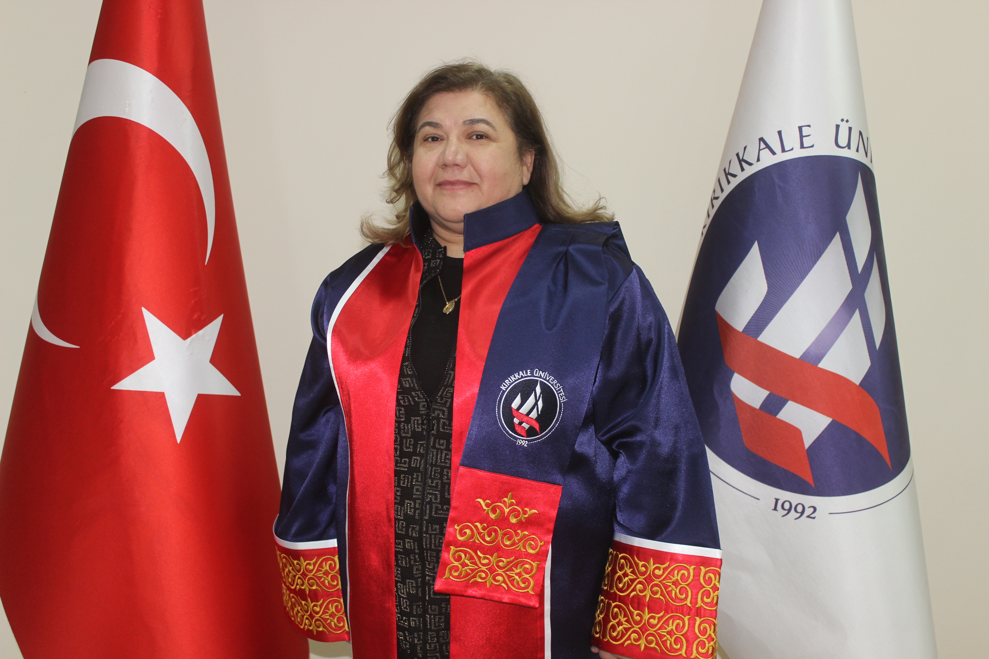 Nazife YİĞİT KAYHAN (Bölüm Başkanı)