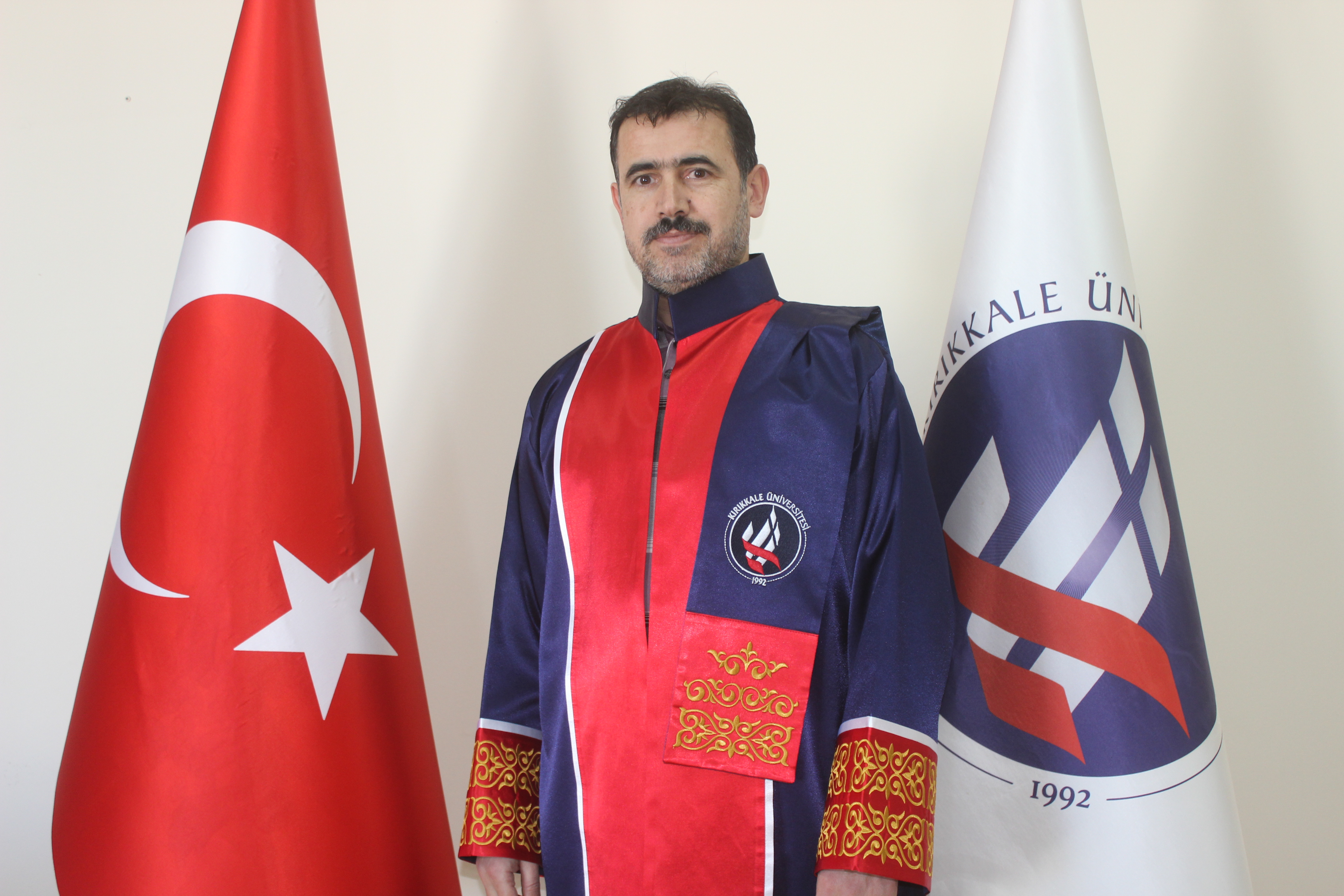 Mahmut Böyükata (Bölüm Başkanı)