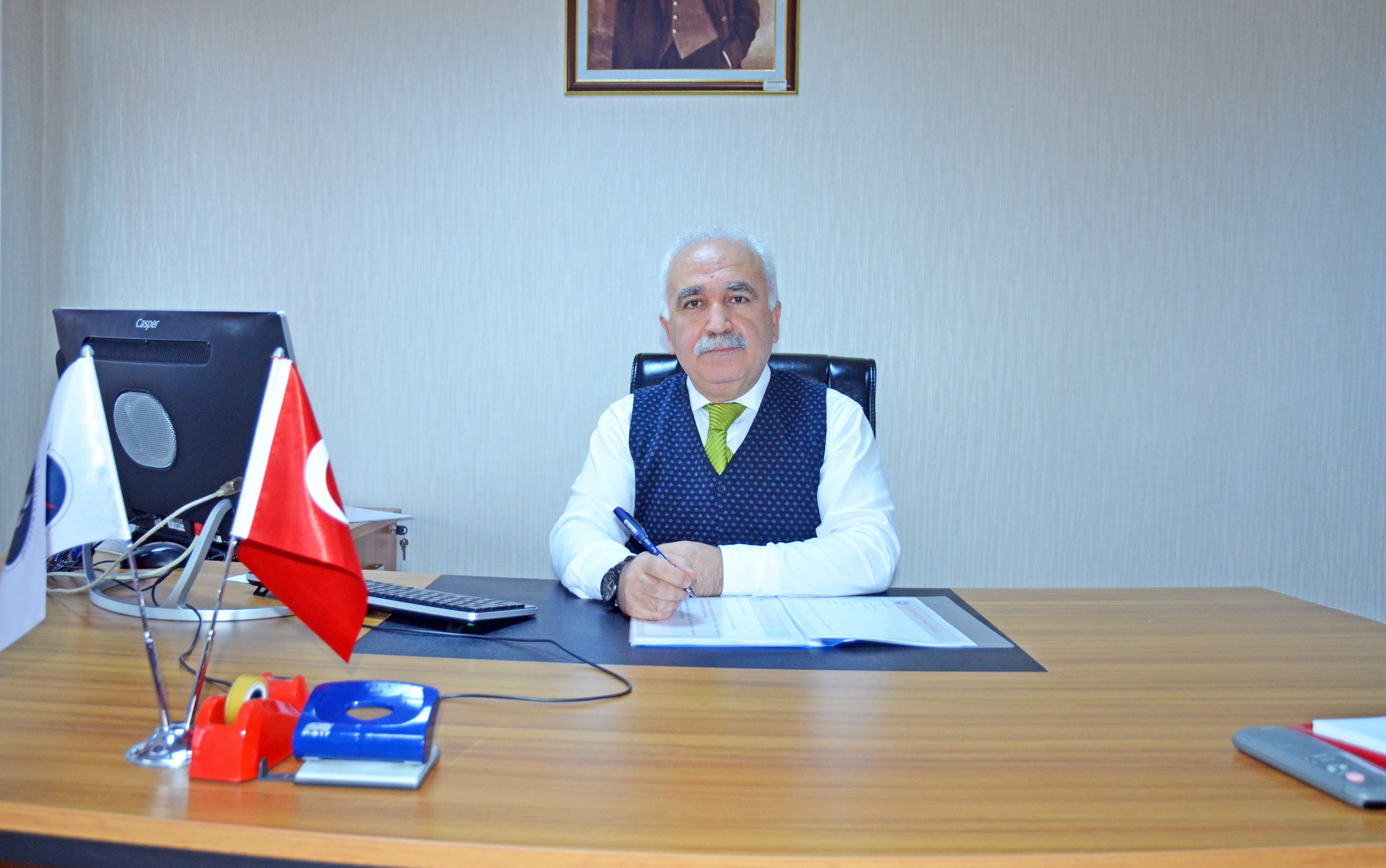 Behçet CANÖZ