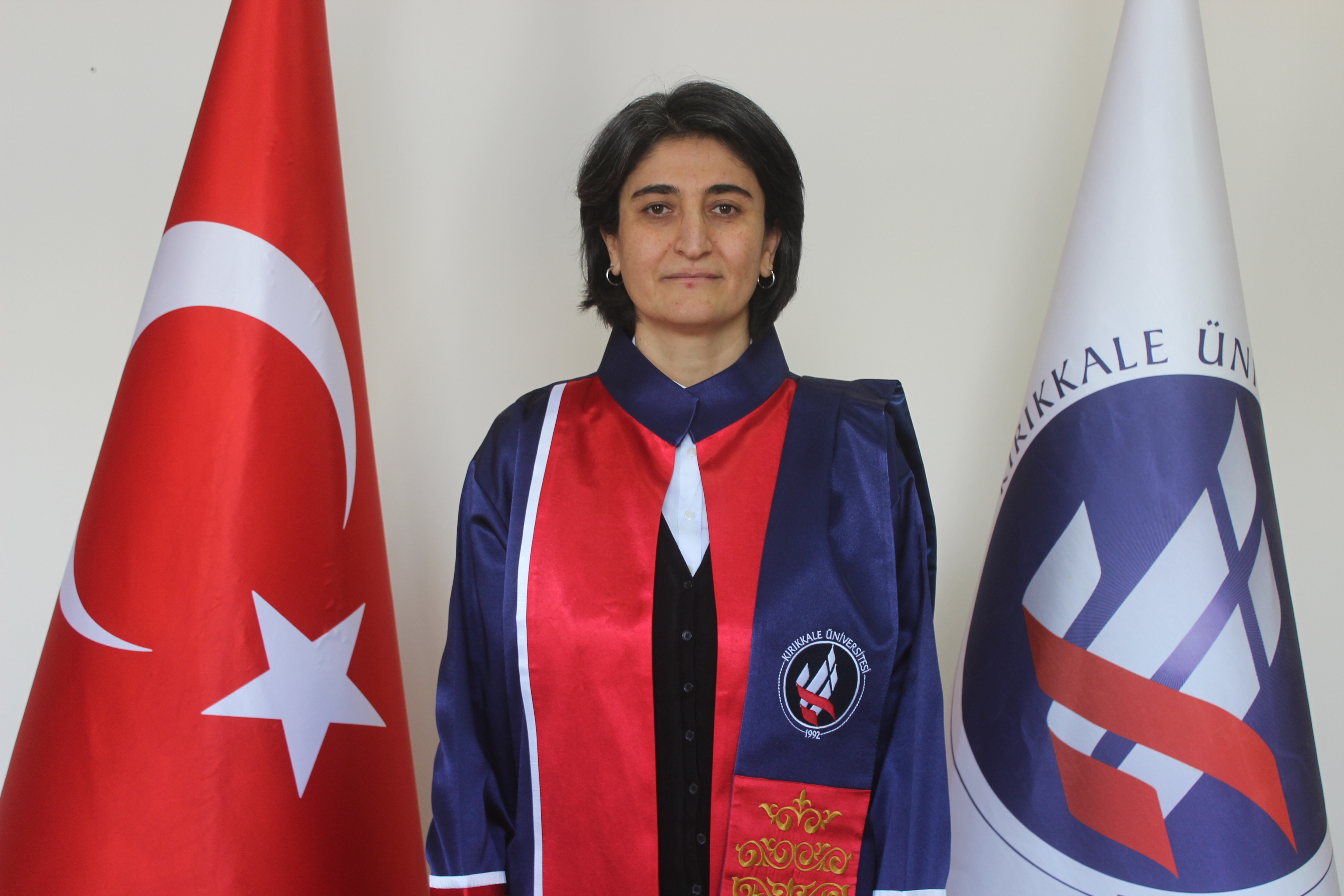 Ayşegül Ülkü METİN (Bölüm Başkanı)