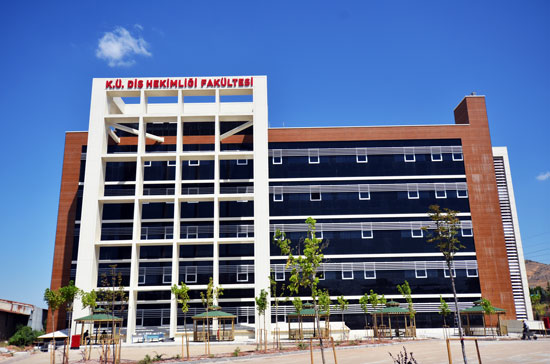 Diş Hekimliği Fakültemiz Yeni Binasında Faaliyete Başladı