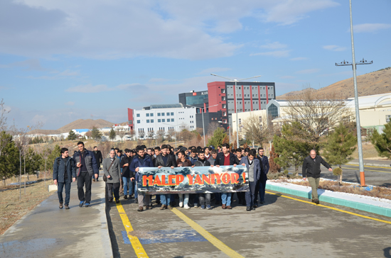 Öğrencilerimiz Halep İçin Yürüdü