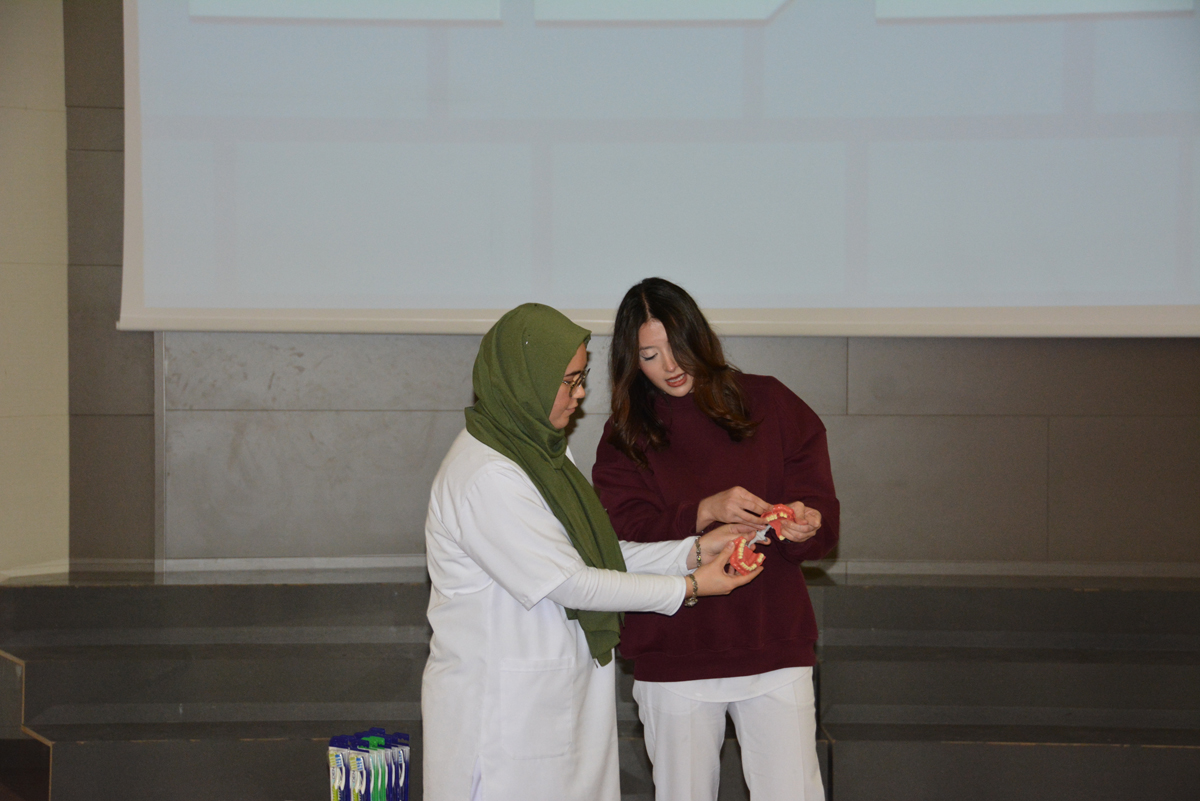 Üniversitemizde,3 Aralık Dünya Engelliler Günü Kapsamında Diş Sağlığı Etkinliği Düzenlendi