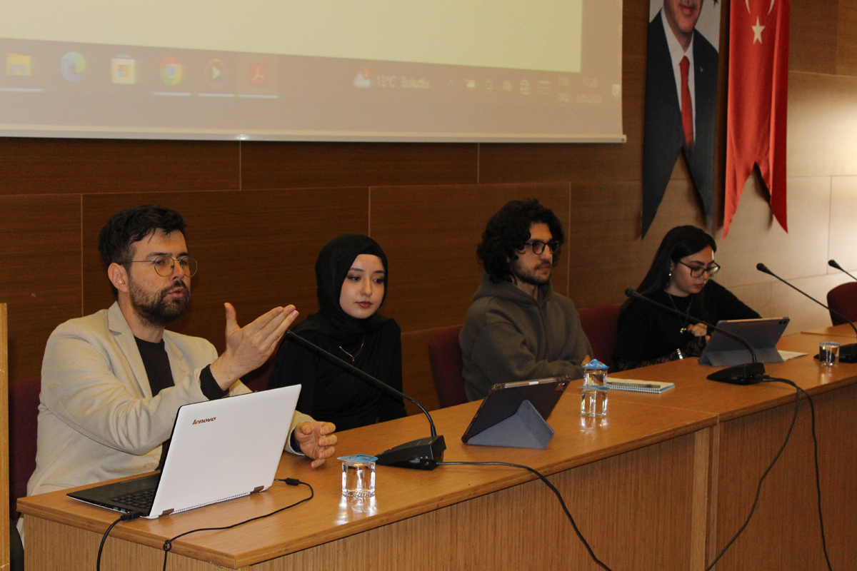 “Âlimden Aydına: Osmanlı Düşünürleri” Paneli Üniversitemizde Gerçekleştirildi