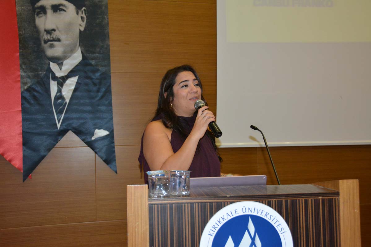 &#220;niversitemizde, &#199;eviride Alan Se&#231;imi ve Kariyer Planlaması &#220;zerine Bilgilendirici Etkinlik D&#252;zenlendi