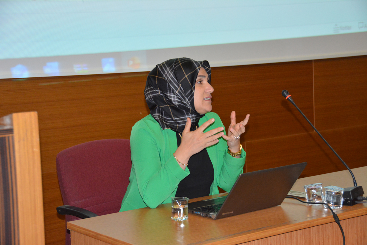 Felsefe Topluluğundan “Transh&#252;manizm ve Etik” Konulu Etkinlik