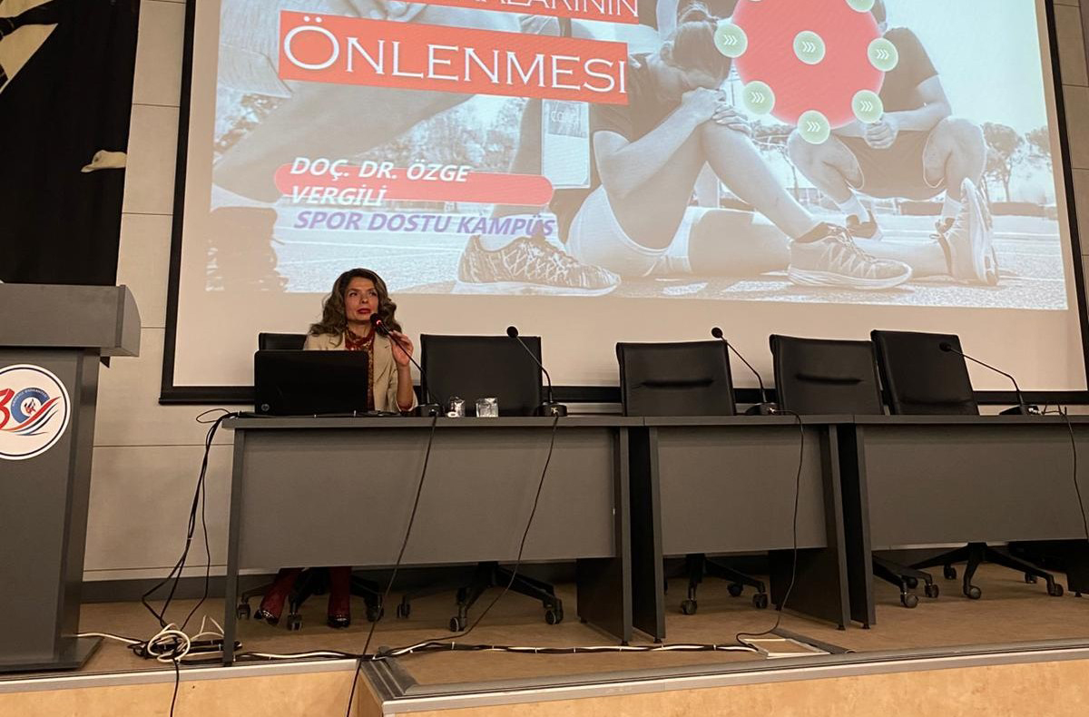 Spor Dostu Kampüs Kapsamında “Spor Yaralanmalarının Önlenmesi” Etkinliği Düzenlendi