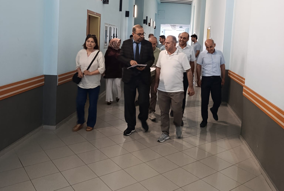 İktisadi ve İdari Bilimler Fakültemizde, YKS Tercih Sürecine Yönelik Bilgilendirme Toplantısı Düzenlendi