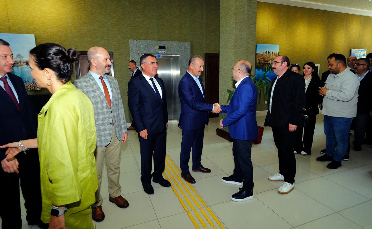 Üniversitemiz Bayramlaşma Töreninde Bir Araya Geldi