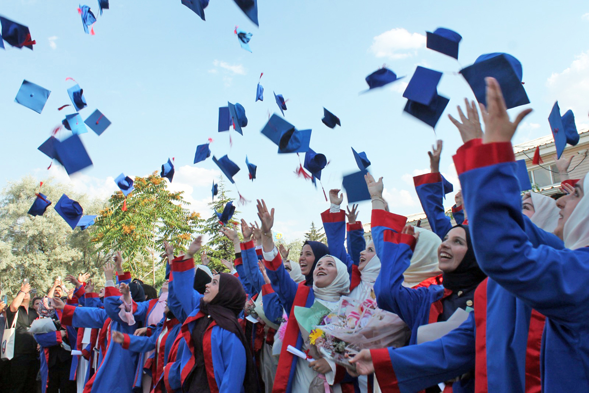 İslami İlimler Fakültemiz Mezunlarını Uğurladı