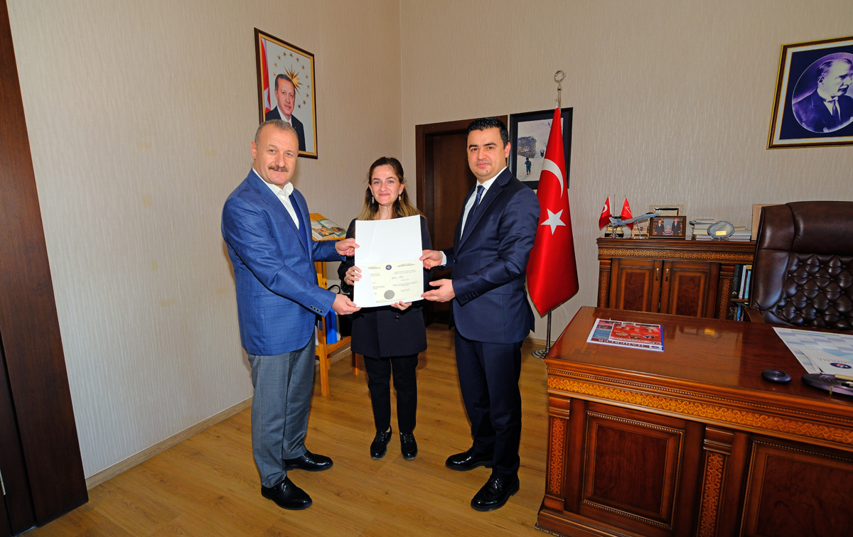Üniversitemiz ile Adliye Arasındaki Yüksek Lisans Protokolü Kapsamında Mezun Olan Hâkimler ve Savcılar Diplomalarını Aldı