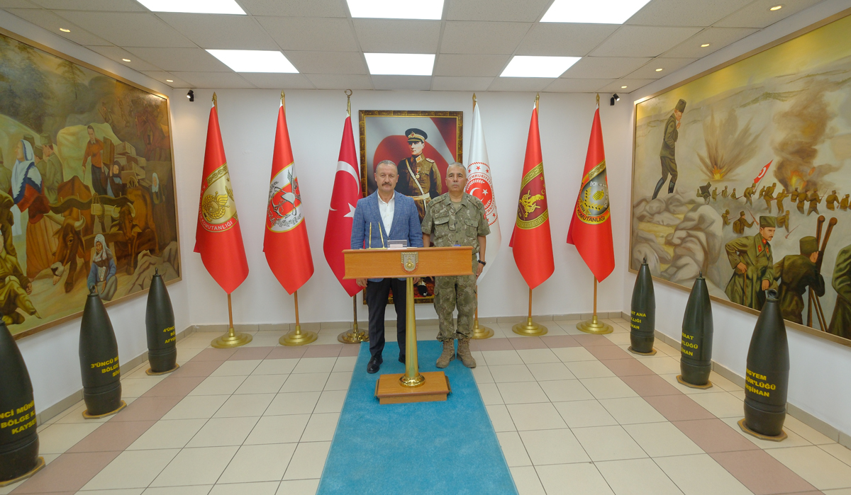 Rektörümüz, Mühimmat ve Garnizon Komutanı Tuğgeneral Mehmet Ali Durmuş’a Tebrik Ziyaretinde Bulundu