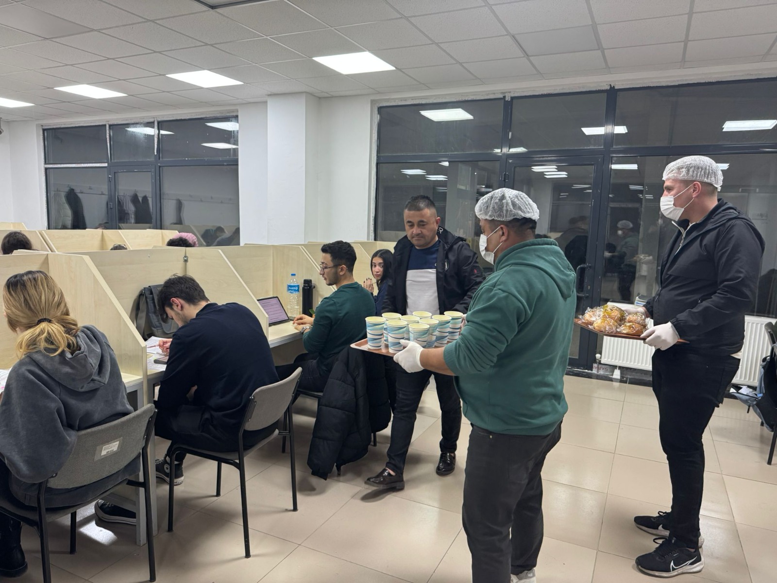 Üniversitemizden Öğrencilerimize Sınav Döneminde Sıcak Destek