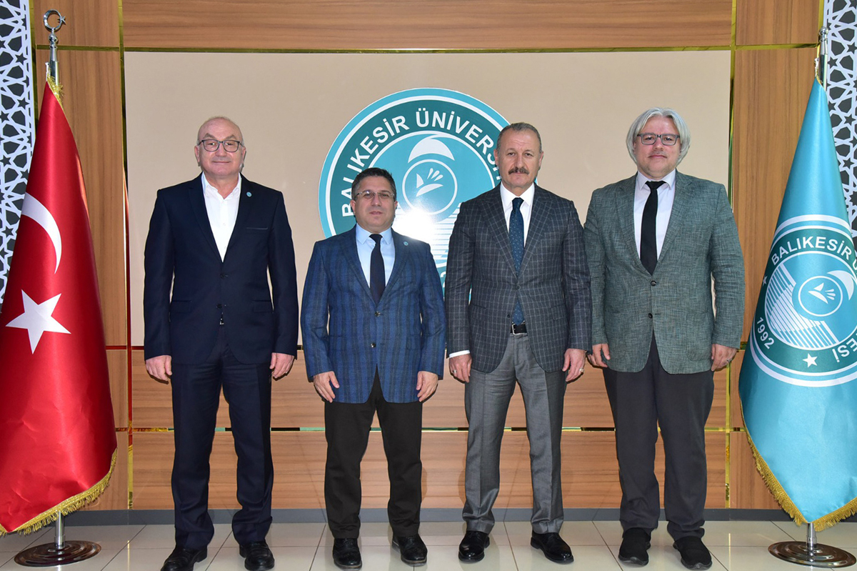 Rektörümüz, Balıkesir Üniversitesi Rektörü Prof. Dr. Yücel Oğurlu’yu Ziyaret Etti