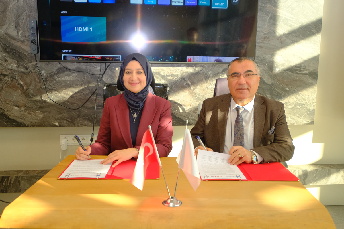 &#220;niversitemiz ile T&#220;RKSMD Arasında İş Birliği Protokol&#252; İmzalandı