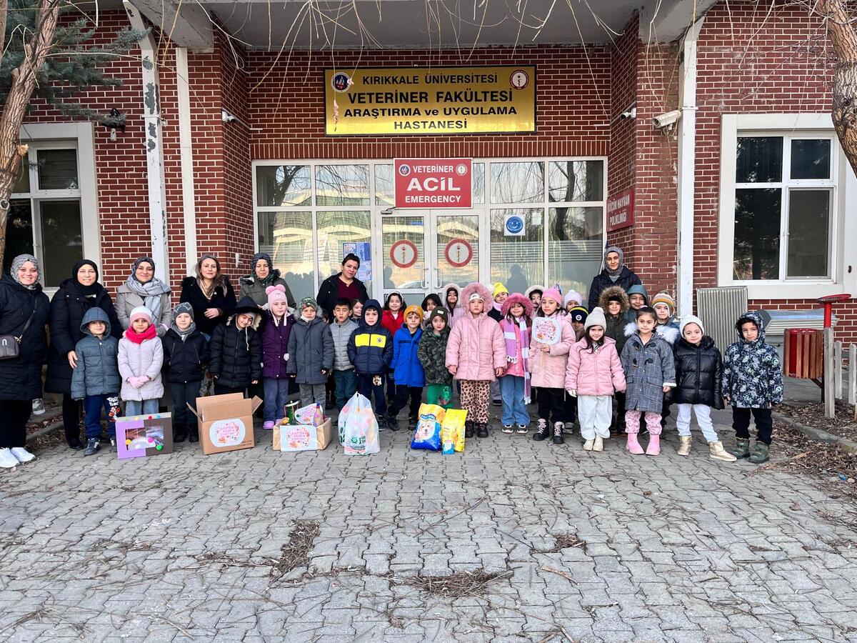 Küçük Kalpler Büyük İşler Projesi Kapsamında Üniversitemize Anlamlı Ziyaret