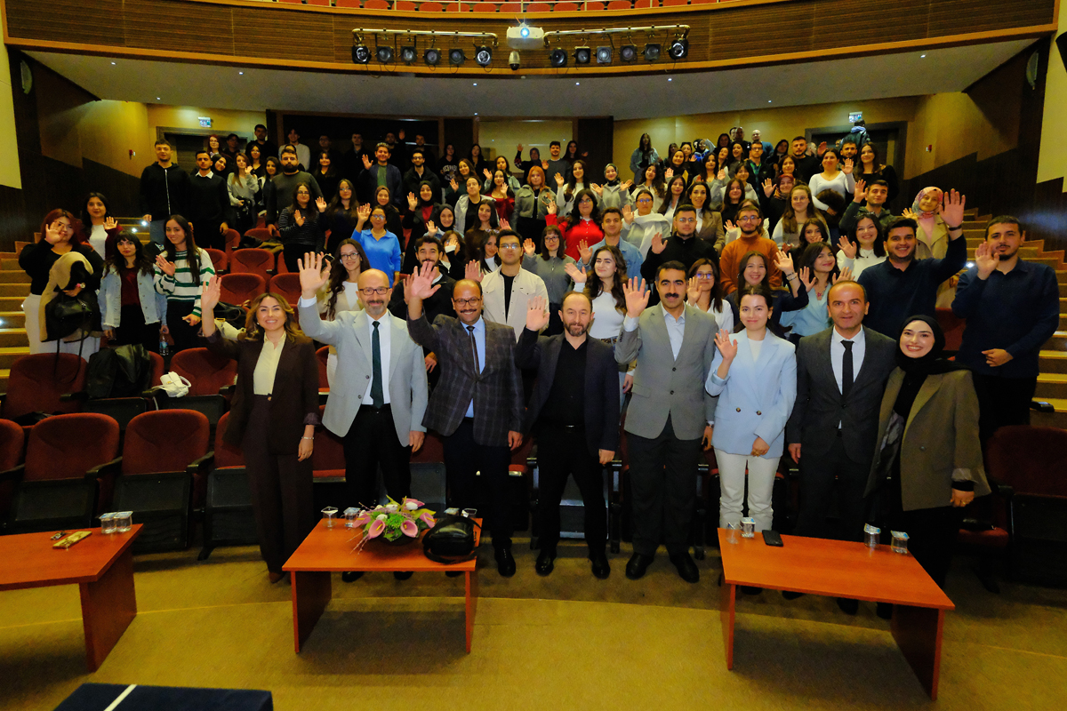 Üniversitemizde “Sektör Profesyonelleriyle Kariyer Gelişimi – 5” Etkinliği Gerçekleşti