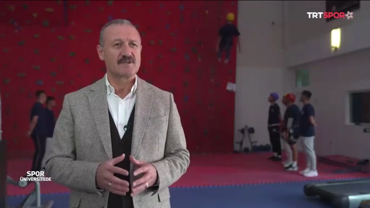 Rektörümüz, TRT Spor Yıldız Kanalının “Spor Üniversitede” Programına Konuk Oldu