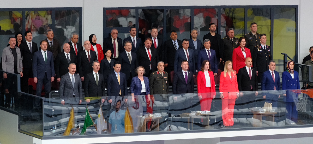 Rektörümüz,19 Mayıs Atatürk'ü Anma, Gençlik ve Spor Bayramı Kutlama Programına Katıldı