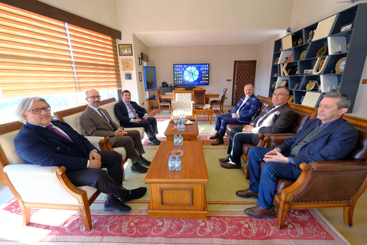 Kırıkkale Valisi Hüseyin Engin Sarıibrahim, Rektörümüzü Ziyaret Etti