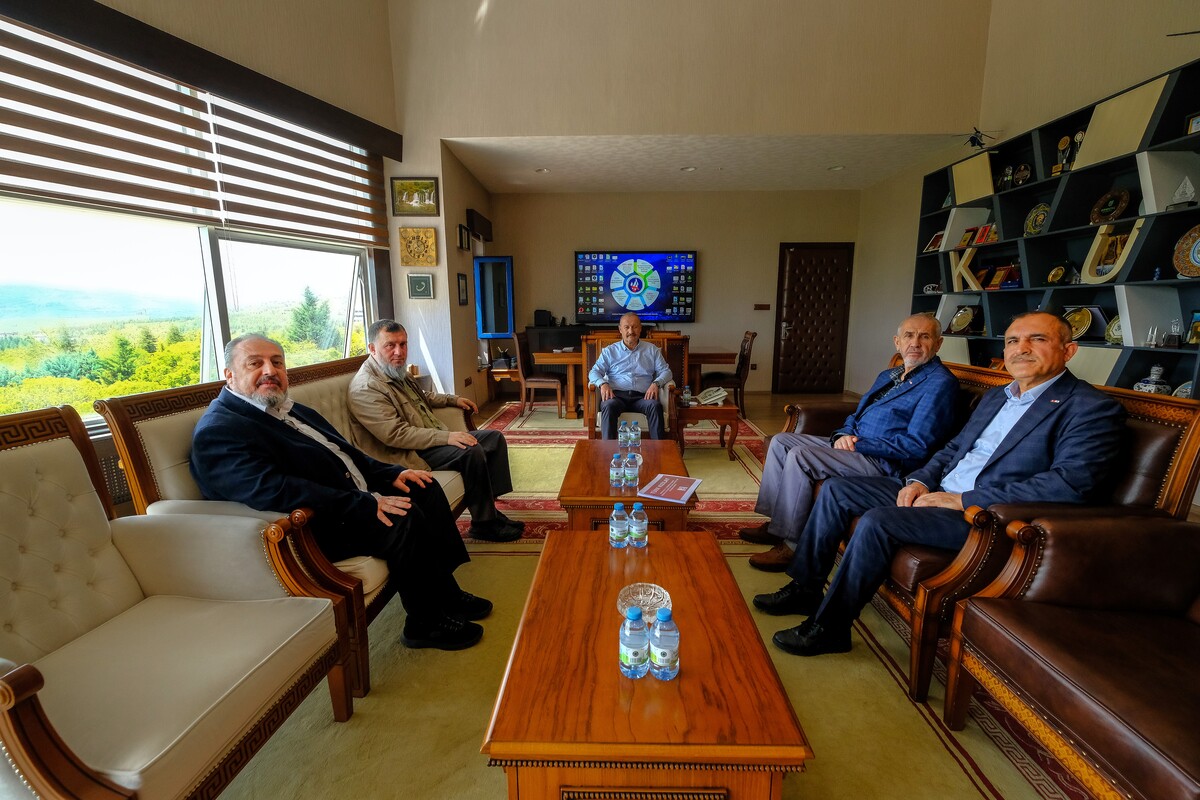 Türk Kızılay Kırıkkale Şubesinden Rektörümüze Ziyaret