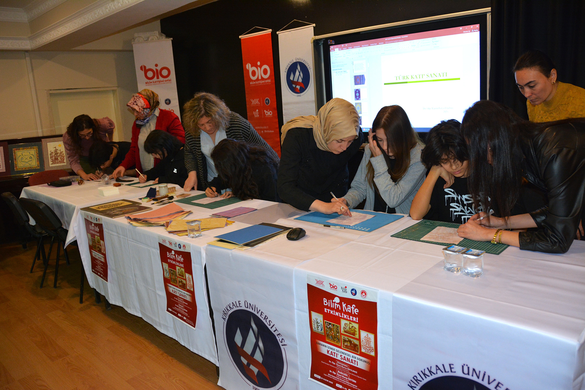 Üniversitemizden 7. Bilim Kafe Etkinliğinde Katı’ Sanatına Bilimsel ve Sanatsal Dokunuş