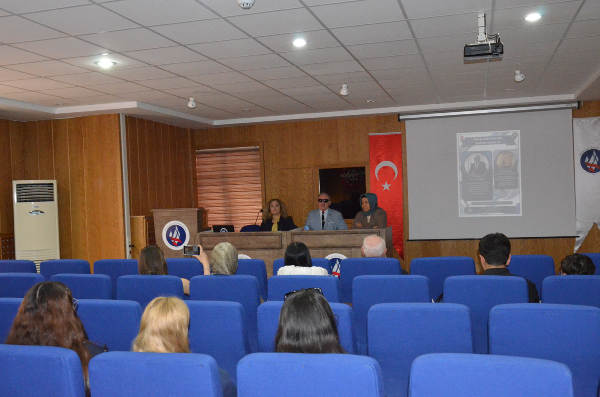 Güzel Sanatlar Fakültemiz Tarafından “Engelleri Aşalım Empati Yapalım” Temalı Etkinlik Yapıldı
