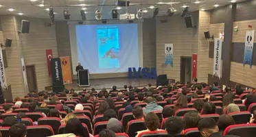 Uzman İsimler, Veteriner Fakültesi Öğrencilerimizle “Fizyoterapi ve Nöroloji” Konulu Seminerde Buluştu