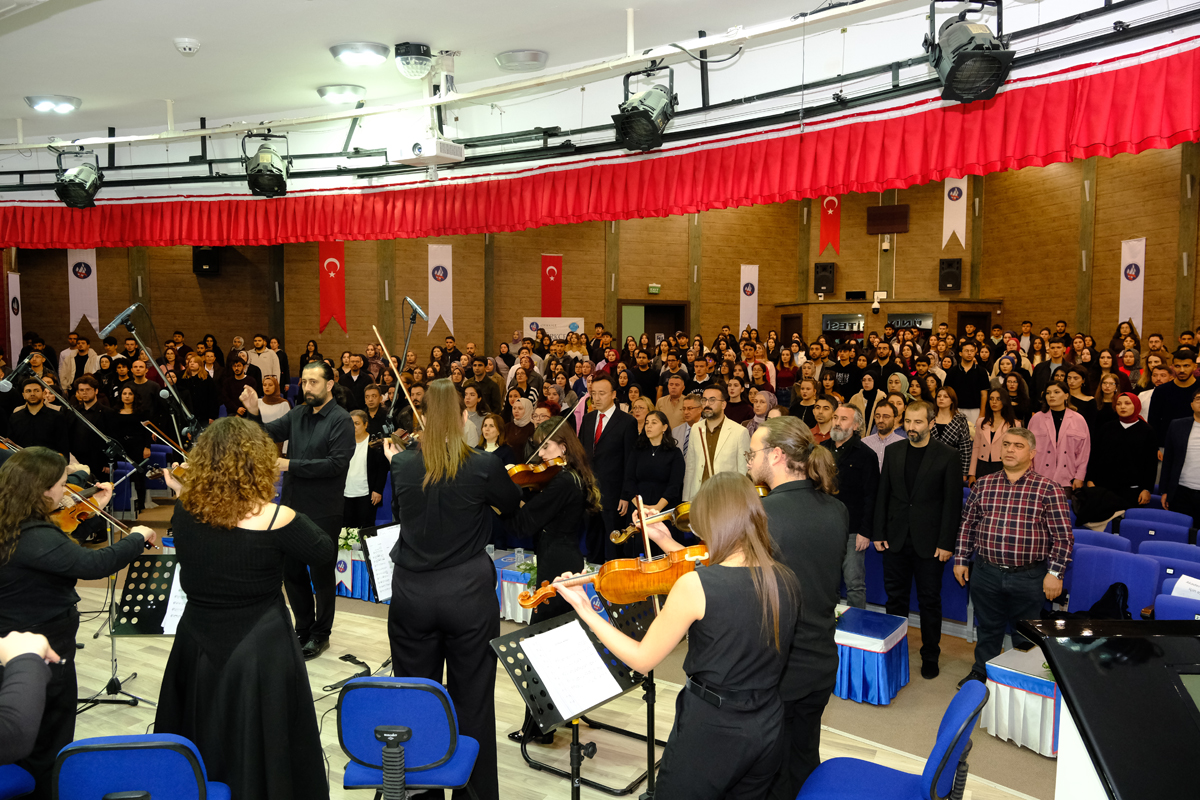 Üniversitemizde 24 Kasım Öğretmenler Günü Programı Düzenlendi