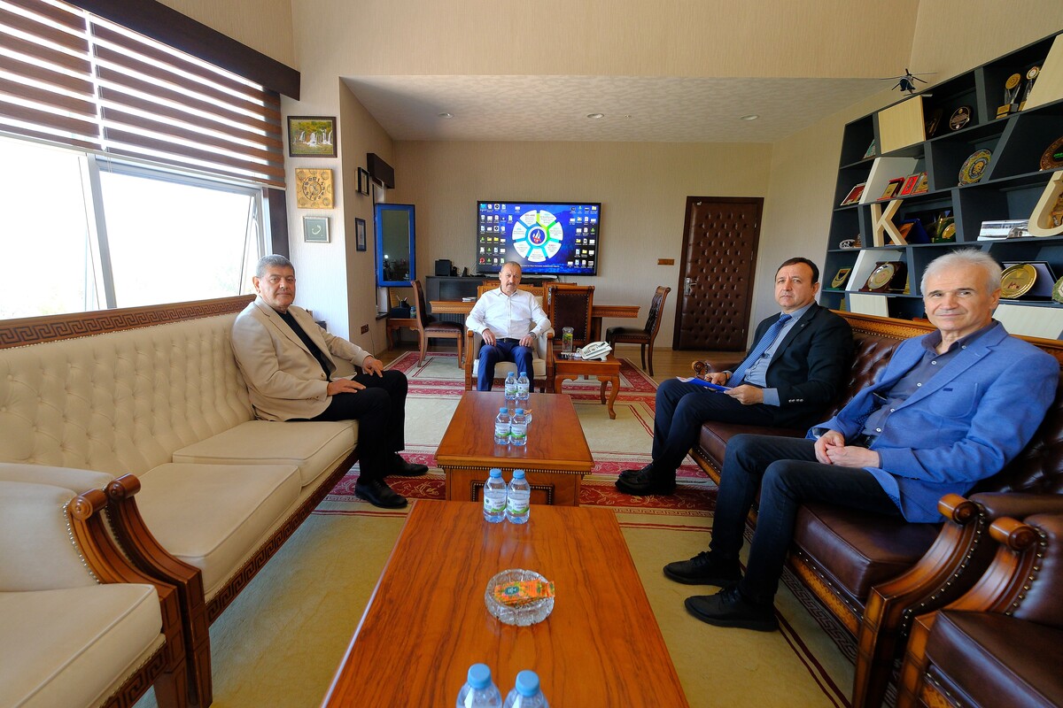 Kalite Yönetim Sistemi ile Müşteri Memnuniyeti Yönetim Sistemi İç Tetkik Süreci Rektörümüz Prof. Dr. Ersan Aslan’a Ziyaretle Başladı