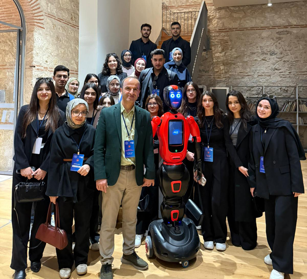 Üniversitemiz Bilgi Profesyonelleri Topluluğu’nun ÜNİDES Projesi’nin İstanbul Etabı, Rami Kütüphanesinde Dijital Odaklı Etkinliklerle Sürdürüldü