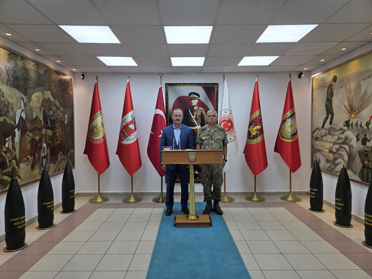 Rektörümüz Prof. Dr. Ersan Aslan’dan Mühimmat ve Garnizon Komutanı Tuğg. Mehmet Ali Durmuş’a Ziyaret