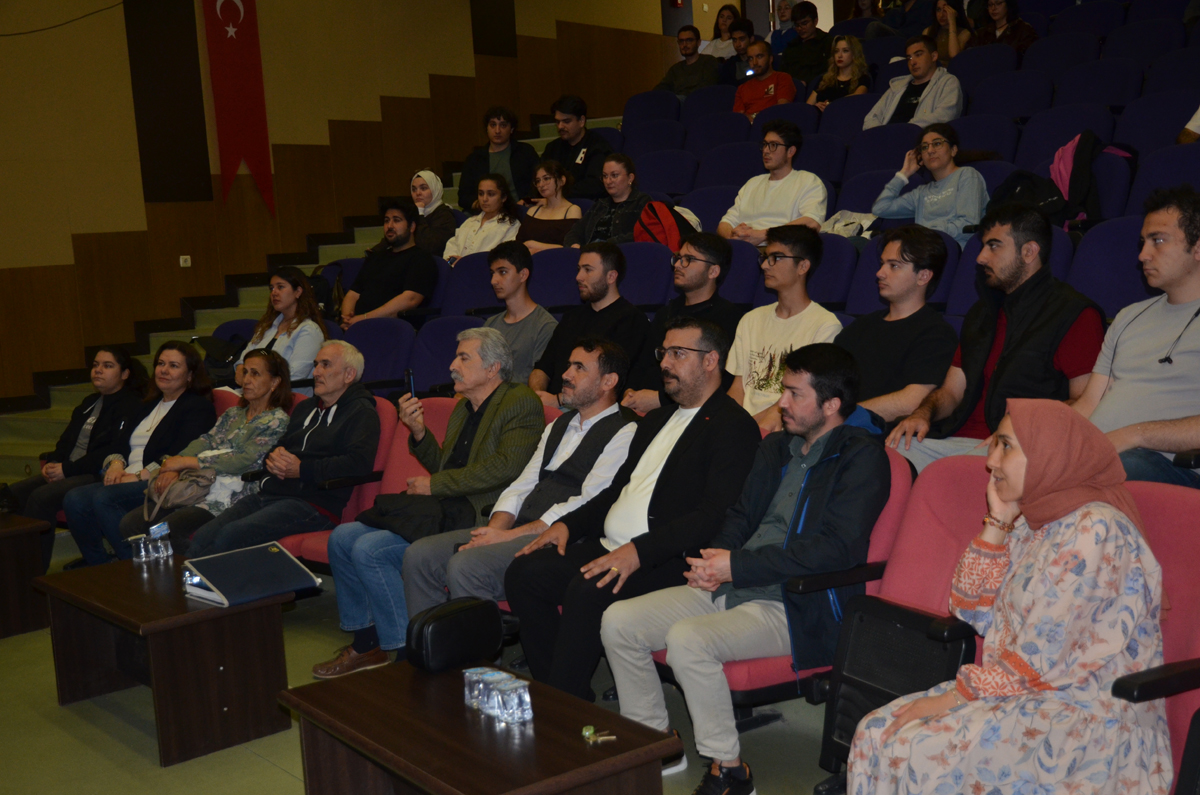 Bilimsel Disiplinlerin Sanatsal ve Felsefi Yönü, Mühendislik ve Doğa Bilimleri Fakültemizde Anlatıldı