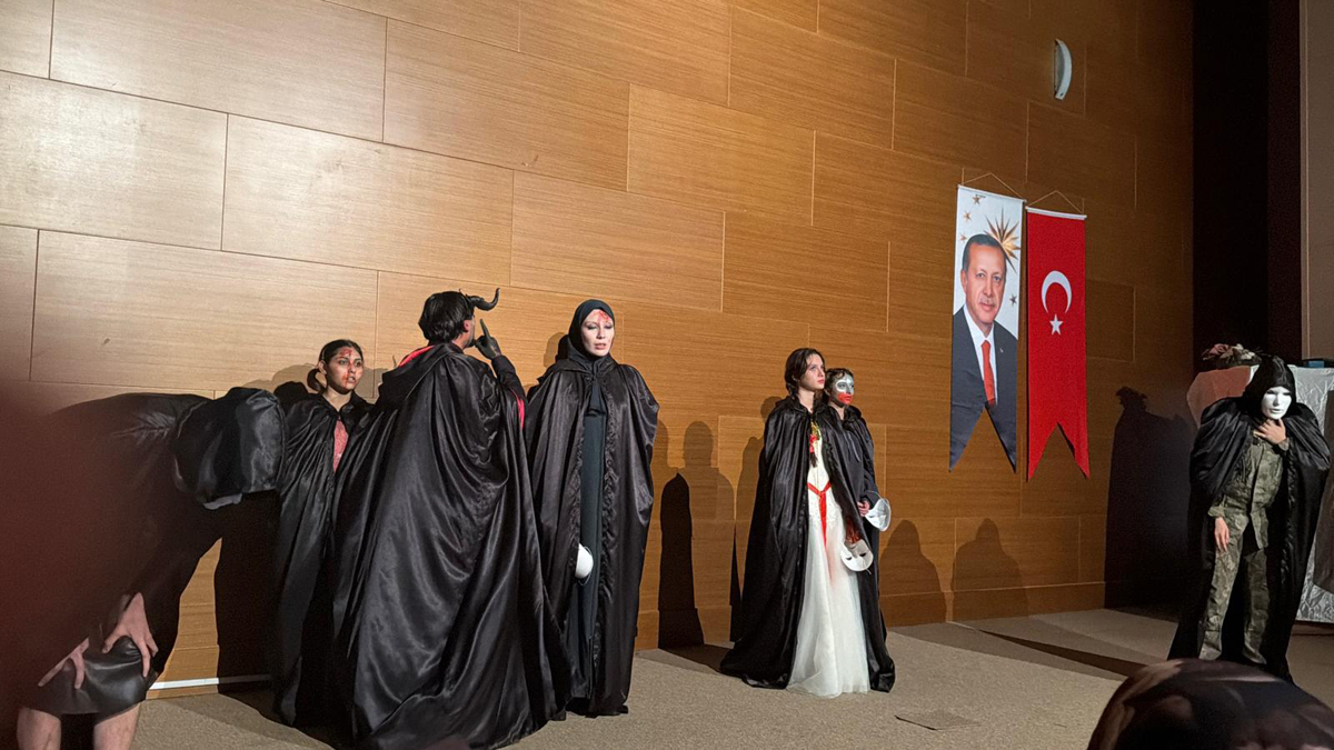 İnsan ve Toplum Bilimleri Fakültemizden BESST-İVAL ’26 Kapsamında Psikoloji ve Sanat Temalı Etkinlikler