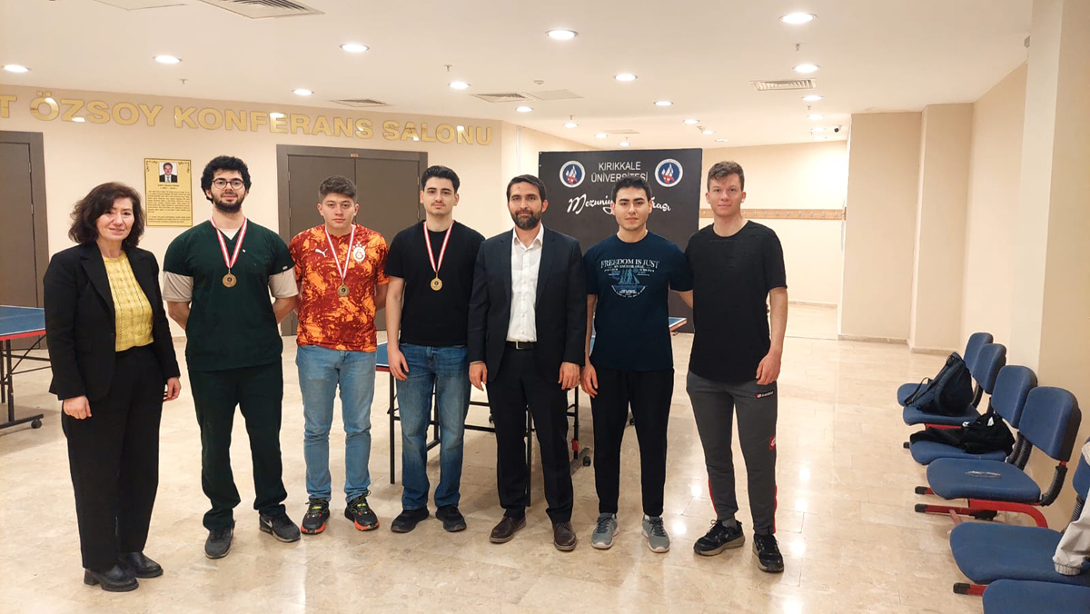 BESST-İVAL ’26 Kapsamında Diş Hekimliği Masa Tenisi Turnuvası Düzenlendi