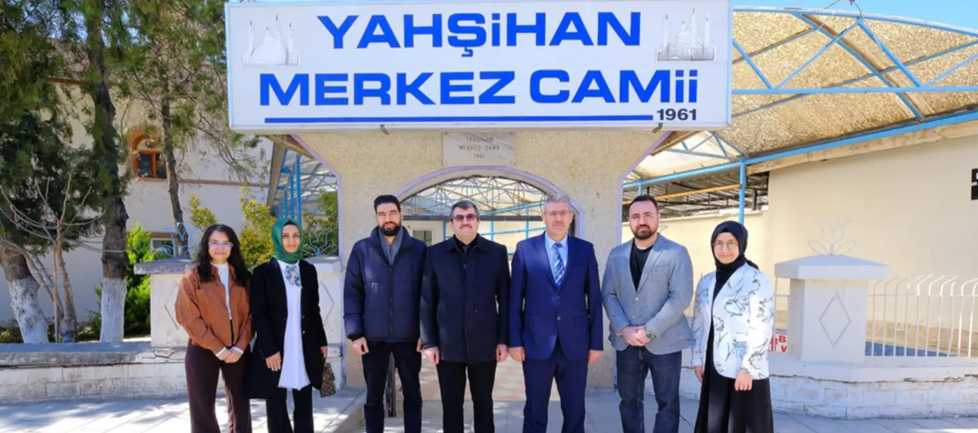 Bilim Kafe Etkinliklerimiz Ramazan’ın Manevi Atmosferiyle Devam Etti