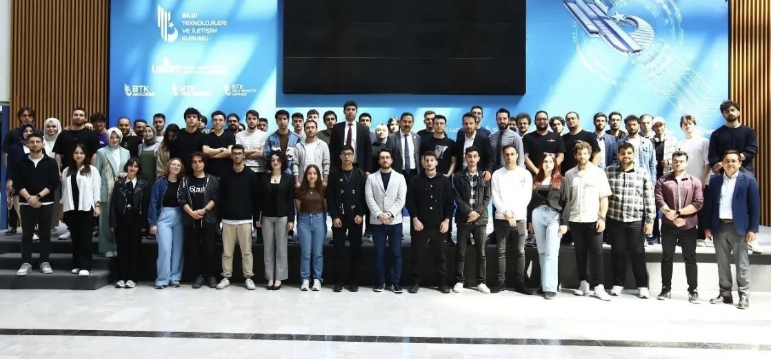 Bölümümüz Öğrencilerinden Uluslararası Başarı