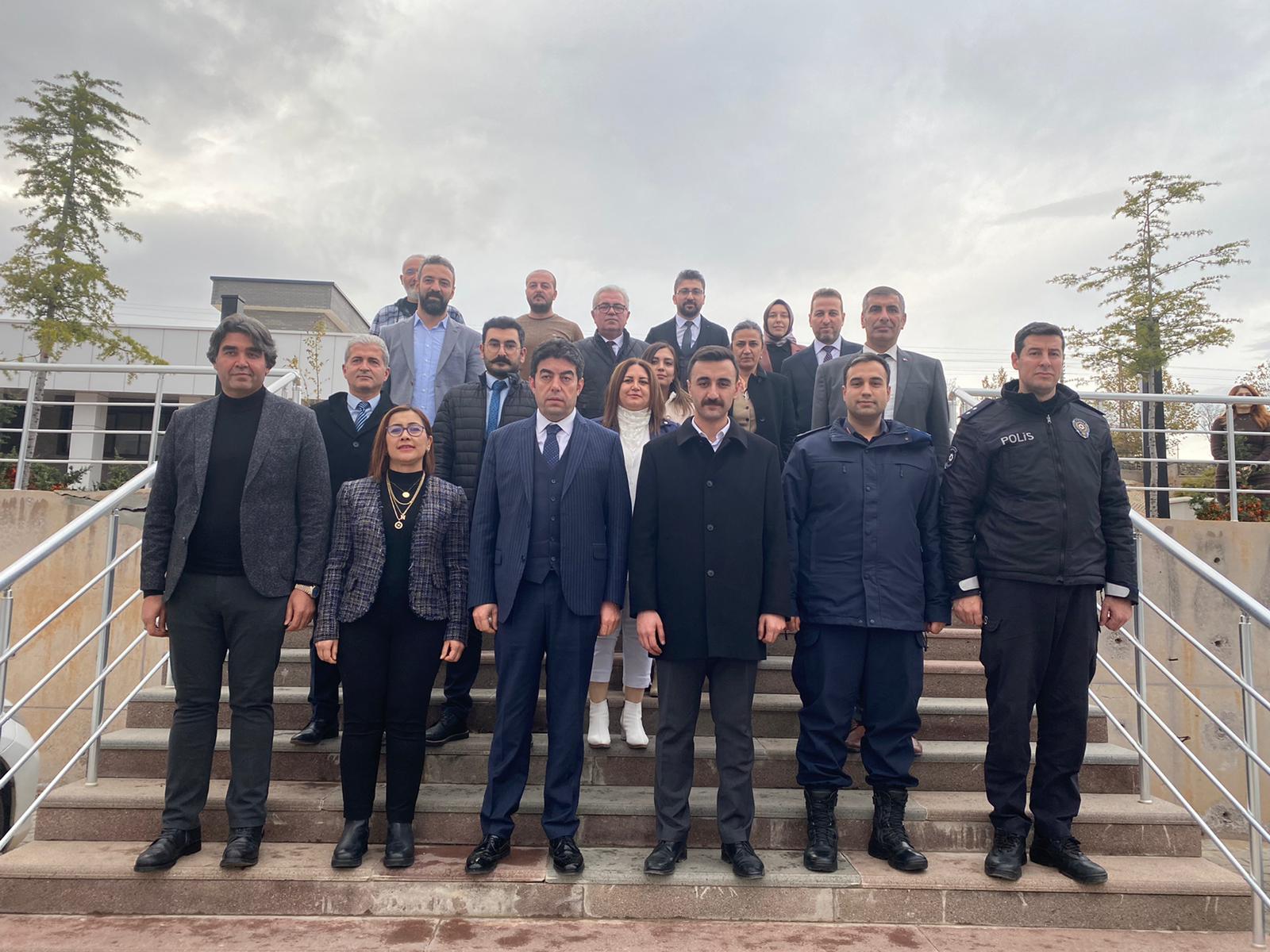 Üniversitemiz Delice Meslek Yüksekokulu’nda İlçe Protokolü ile Tanışma Toplantısı Yapıldı