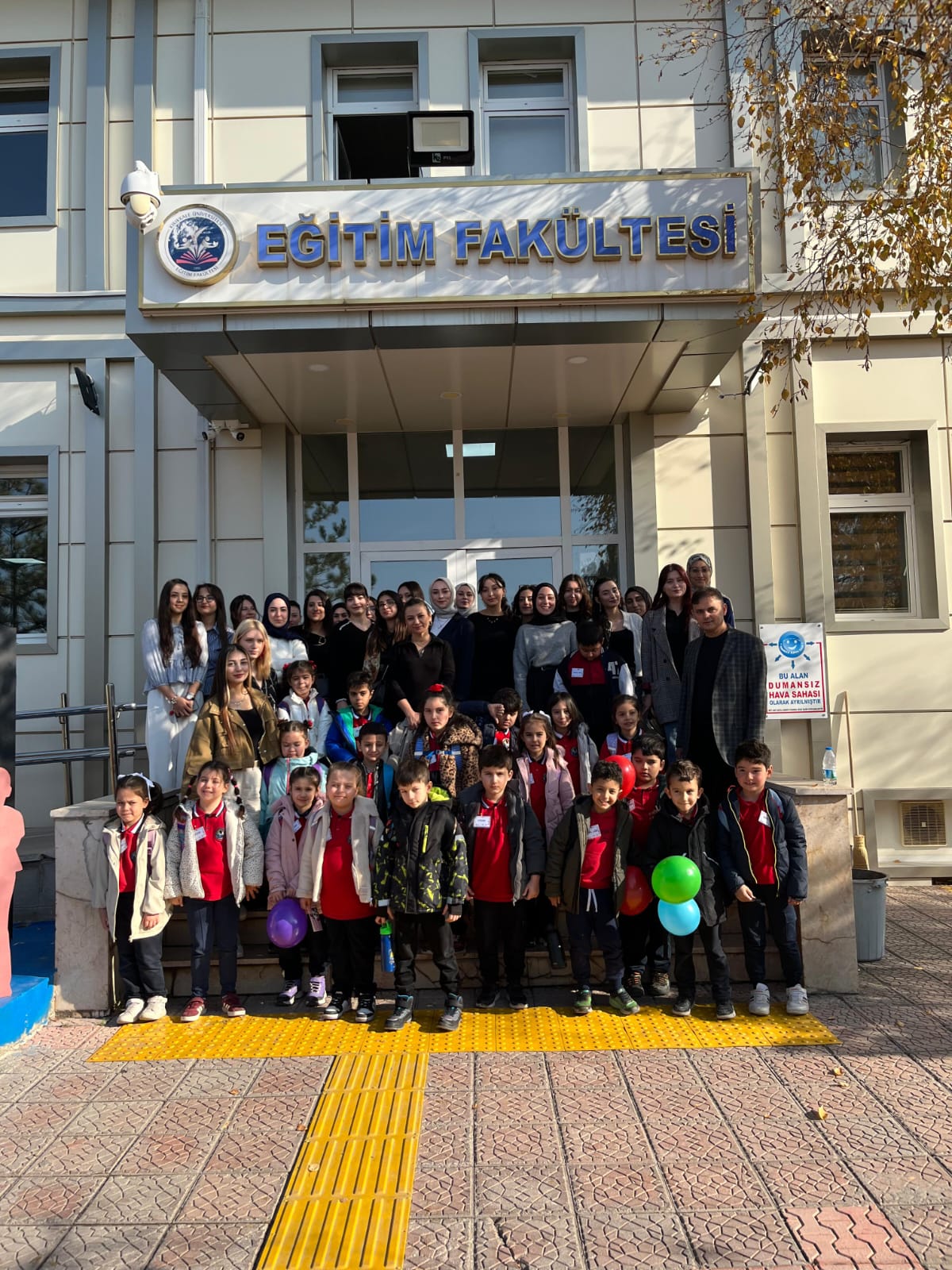 Okur Yazarlık Yolunda: İlkokuma Yazma At&#246;lyesi Fak&#252;ltemizde Ger&#231;ekleştirildi