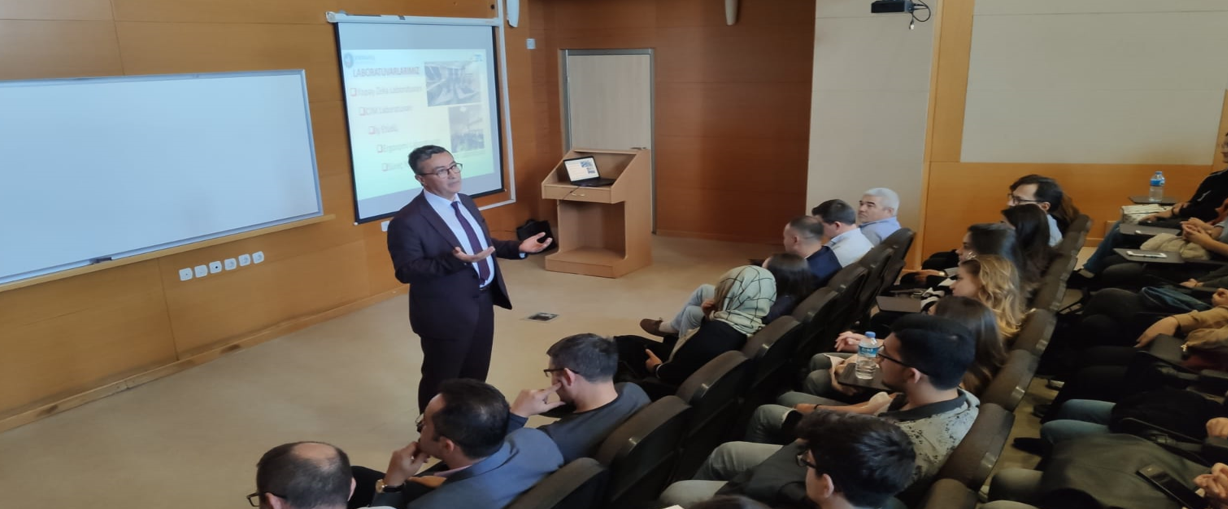 Bölüm Öğrencilerimizle Tanışma Toplantısı Düzenlendi