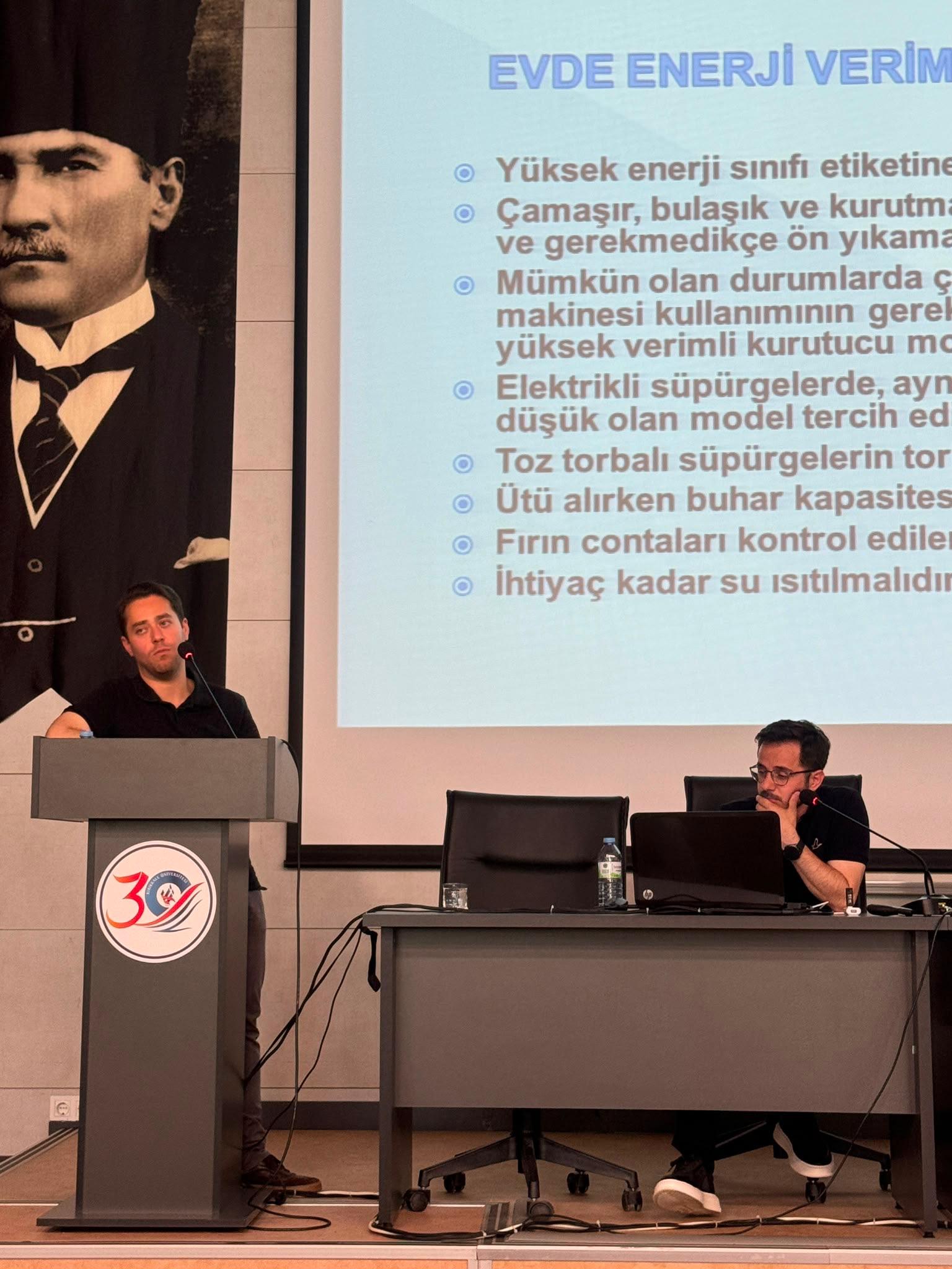 Üniversitemiz Çalışanlarına Enerji Verimliliği ve Farkındalık Eğitimi Verildi