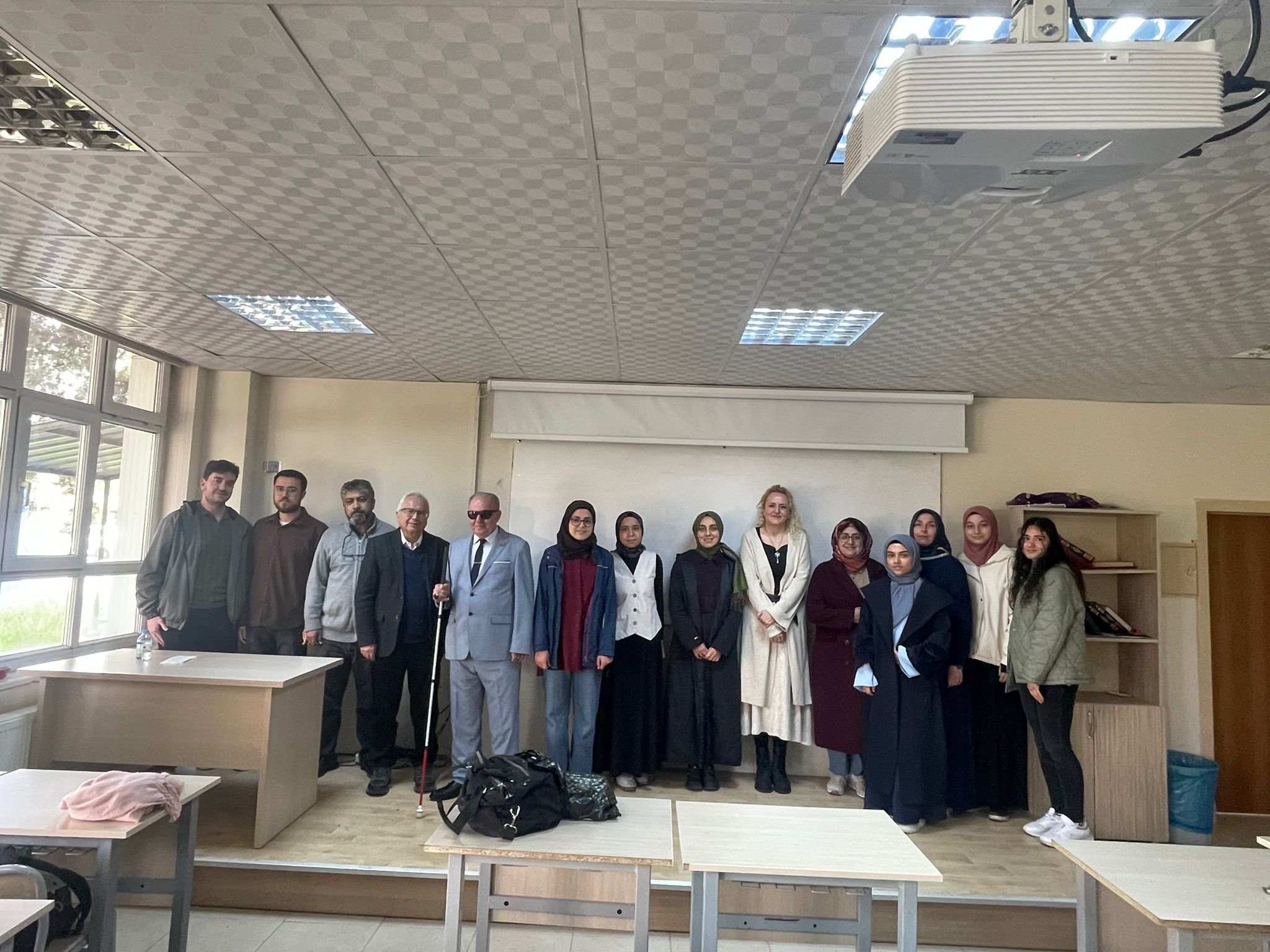 İslami İlimler Fakültesinde Engelliler Haftası Kapsamında “Herkes Aynı Gökyüzünün Altında Eşit Umutlarla Yaşar” Konferansı Düzenlendi