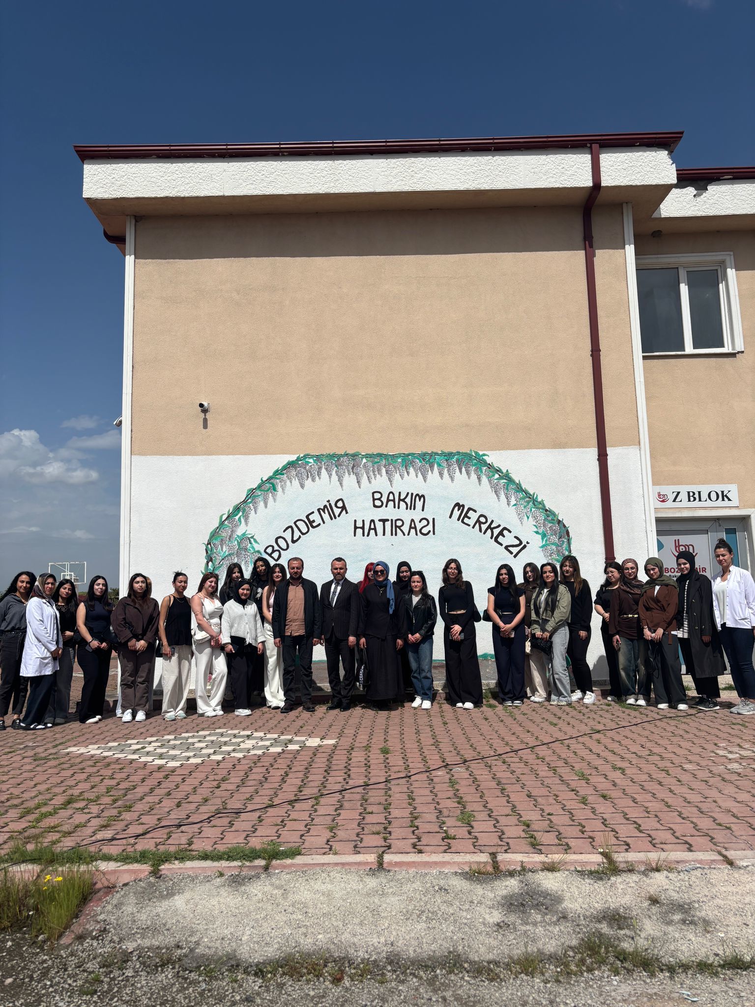 Dünya Engelliler Haftası Kapsamında Özel Bozdemir Engelli Bakım Merkezi’ne Anlamlı Ziyaret
