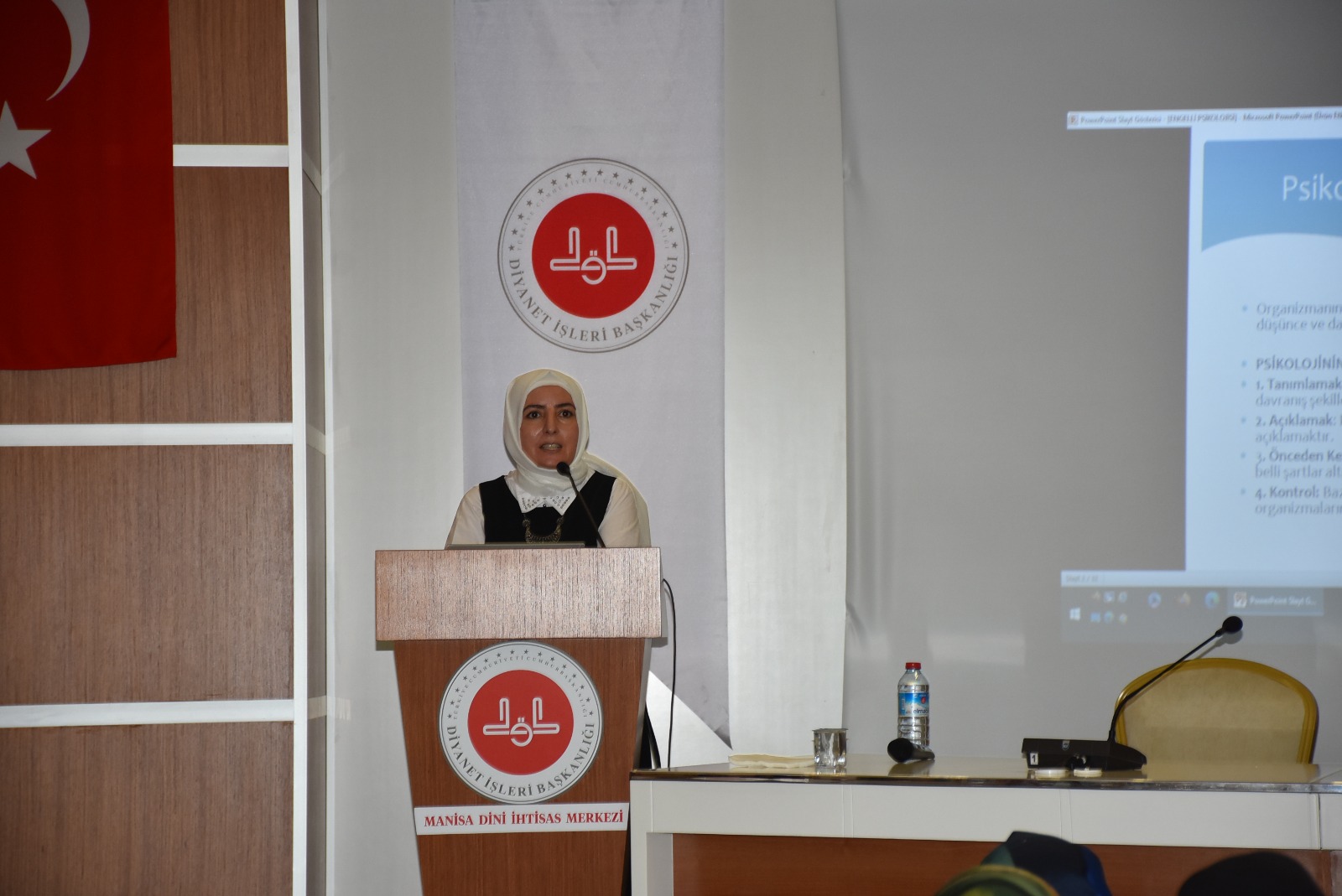 Birim Koordinatörümüz Doç. Dr. Fatıma Zeynep Belen Manisa’da "Engelli Psikolojisi ve Engelliye Yönelik Tutumlar” Konulu Ders Verdi