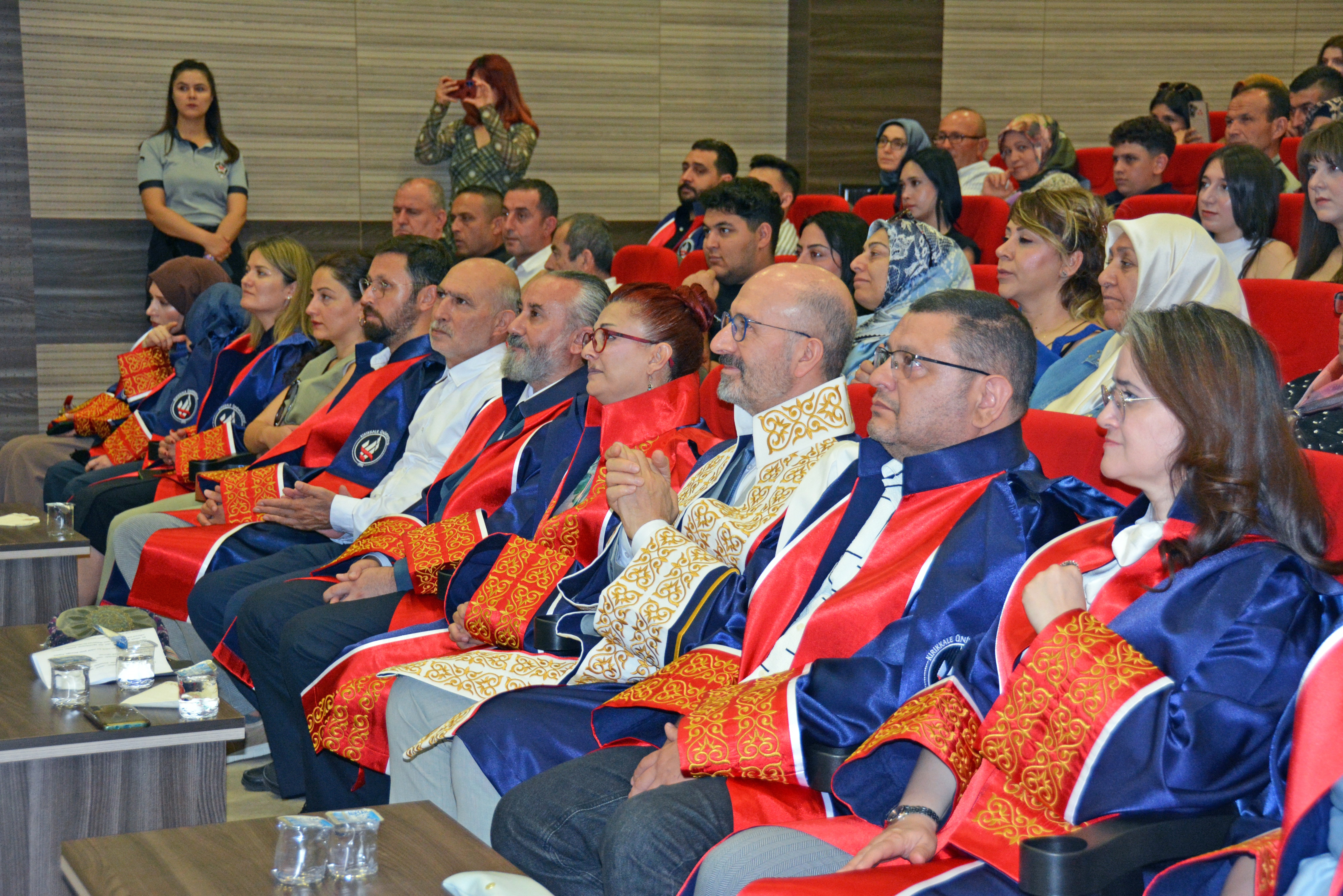 Güzel Sanatlar Fakültemiz Yeni Mezunlarını Hayata Uğurladı